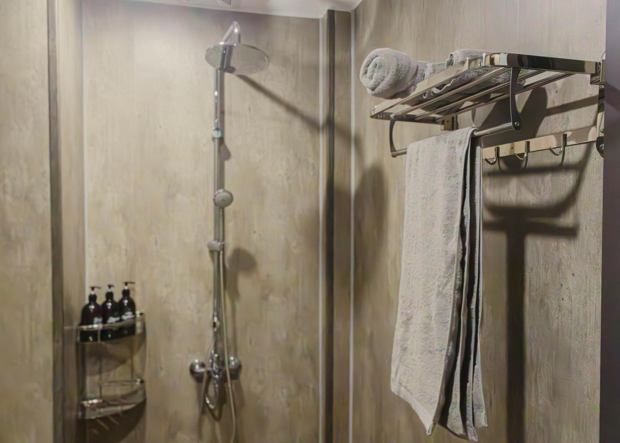 Areca Luxury Homestay & Spa Ba Dinh 河内 外观 照片